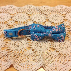 Dog collar, floral pattern, size small, new item